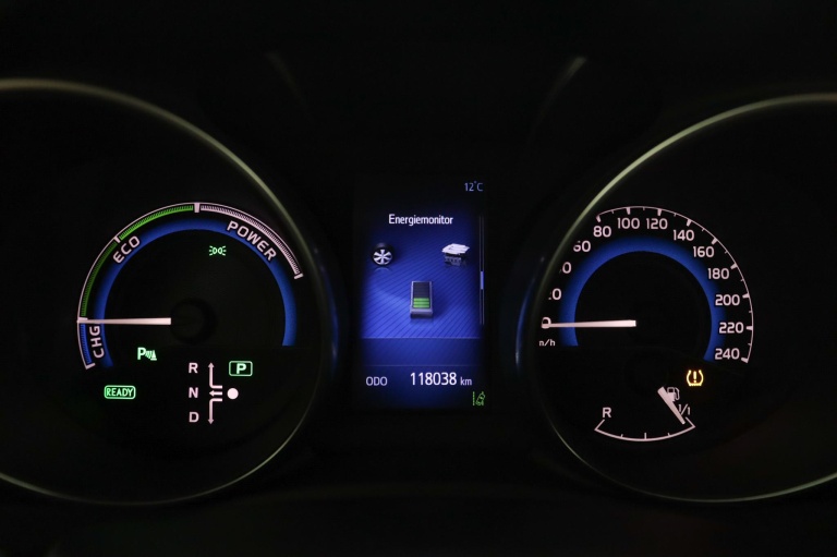 Toyota Auris - 1.8 Hybrid Executive 69