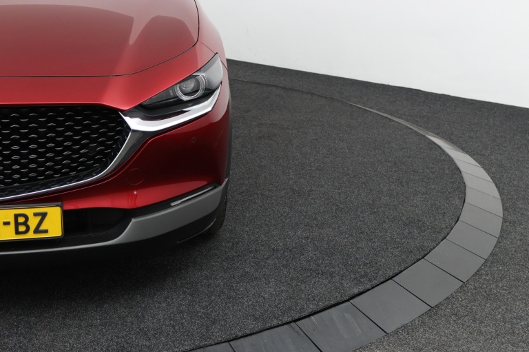 Mazda CX-30 - 2.0 e-SkyActiv-X M Hybrid Luxury 32