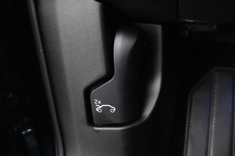 Lynk & Co 01 - 1.5 44