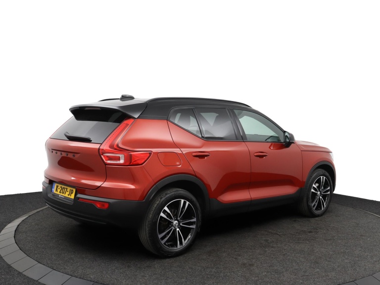 Volvo XC40 - 1.5 T2 R-Design 2
