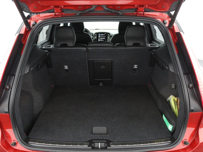 Volvo XC40 - 1.5 T2 R-Design