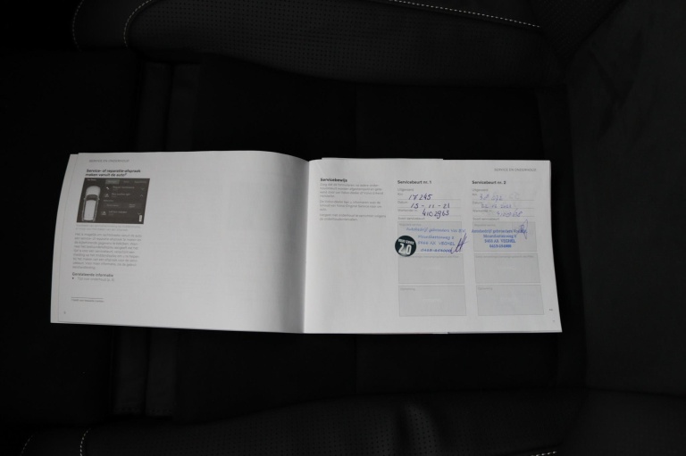 Volvo XC40 - 1.5 T2 R-Design 48