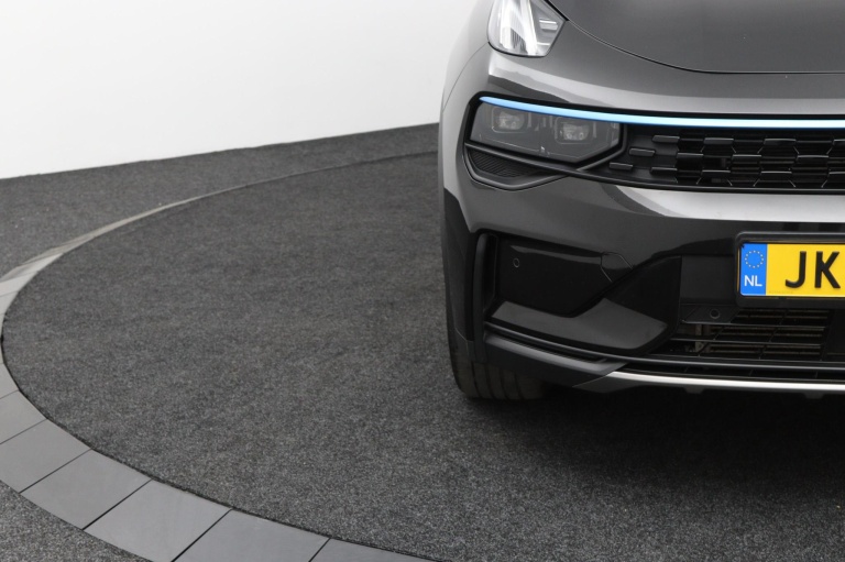 Lynk & Co 01 - 1.5 34