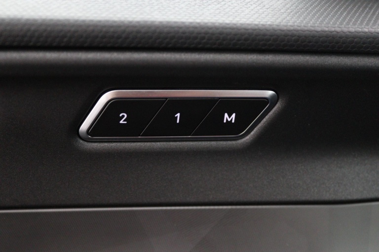 Lynk & Co 01 - 1.5 53