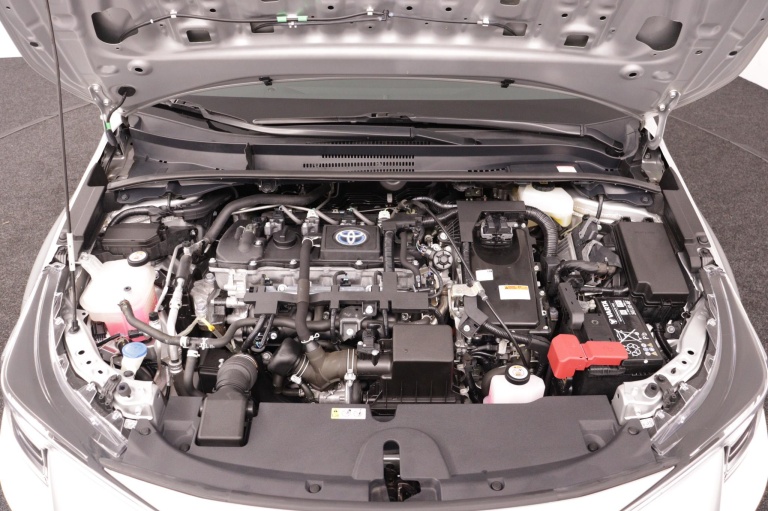 Toyota Corolla - 1.8 Hybrid Dynamic 31