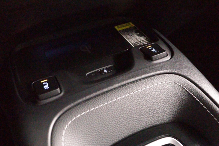 Toyota Corolla - 1.8 Hybrid Dynamic 38