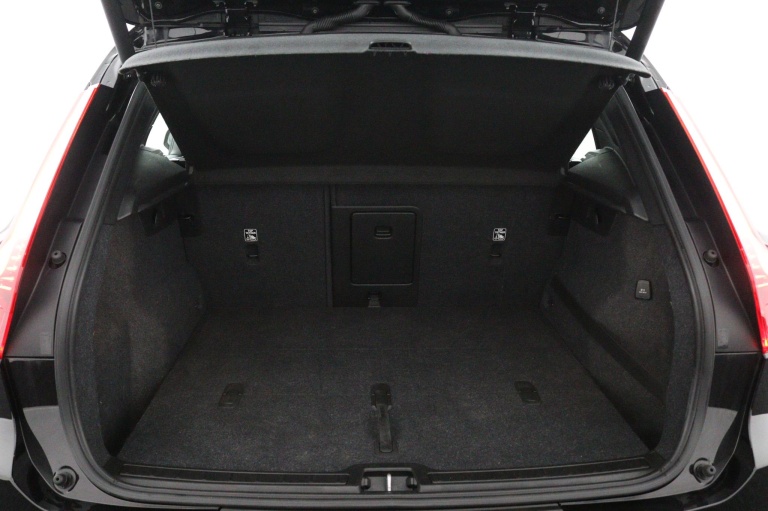 Volvo XC40 - 2.0 T5 AWD R-Design Intro Edition 22