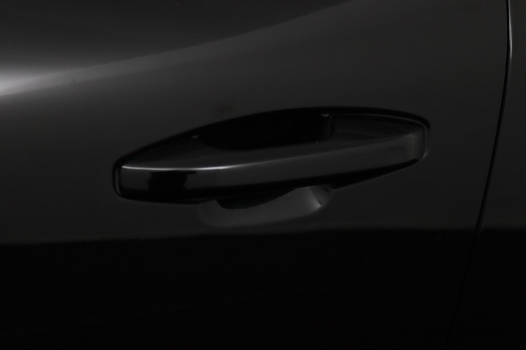 Volvo XC40 - 2.0 T5 AWD R-Design Intro Edition 34