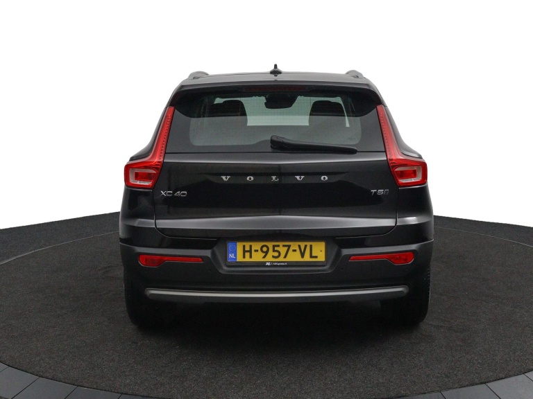 Volvo XC40 - 2.0 T5 AWD R-Design Intro Edition 43