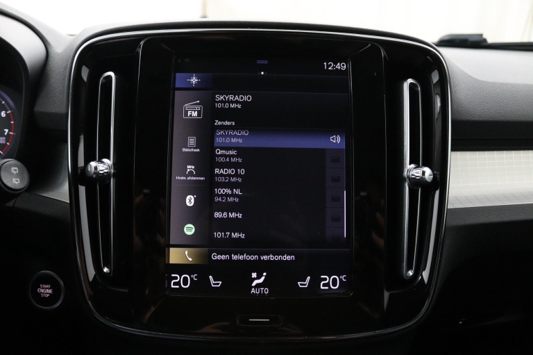 Volvo XC40 - 2.0 T5 AWD R-Design Intro Edition 7