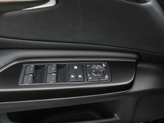 Lexus ES - 300h President Line