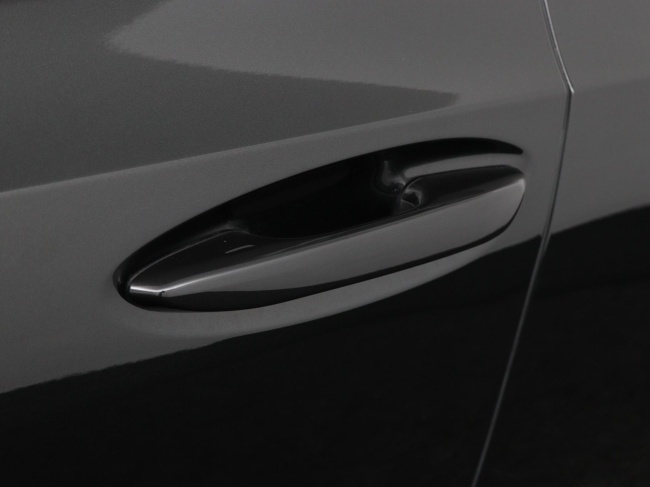 Lexus ES - 300h President Line