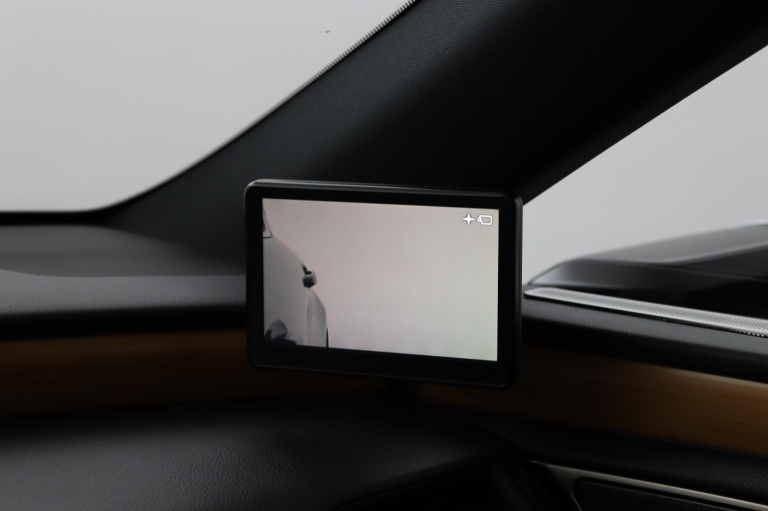 Lexus ES - 300h President Line 44