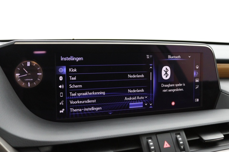 Lexus ES - 300h President Line 52