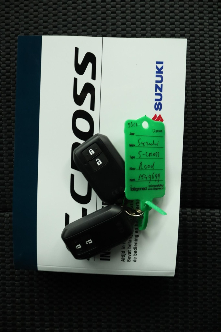 Suzuki S-Cross - 1.4 Boosterjet Style Hybrid 11
