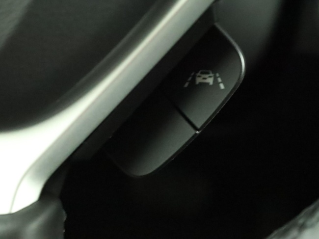 Suzuki S-Cross - 1.4 Boosterjet Style Hybrid