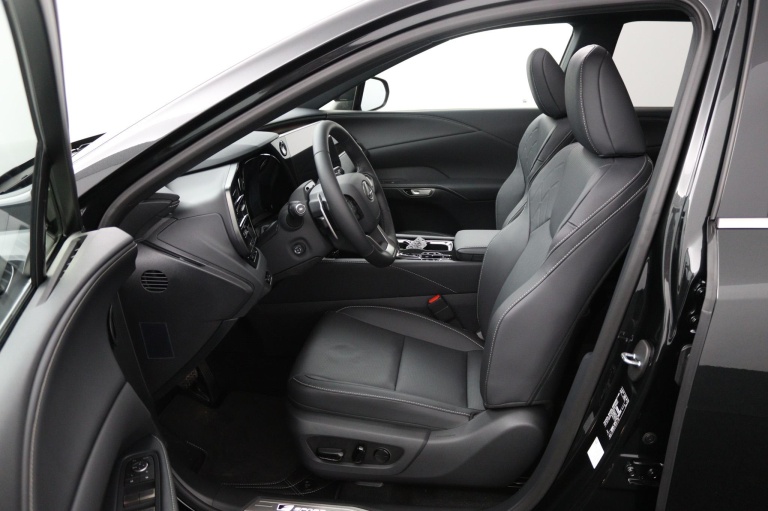 Lexus RX - 450h+ Plug-in Hybrid 35th Edition 16