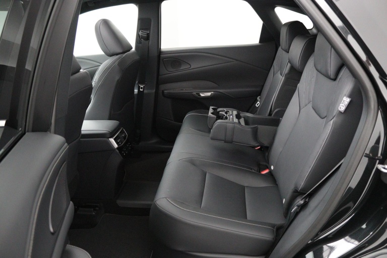 Lexus RX - 450h+ Plug-in Hybrid 35th Edition 17