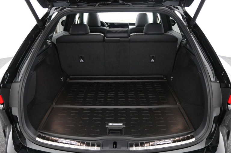 Lexus RX - 450h+ Plug-in Hybrid 35th Edition 23