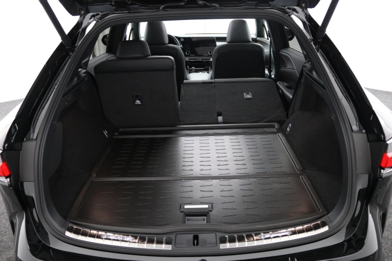 Lexus RX - 450h+ Plug-in Hybrid 35th Edition 24