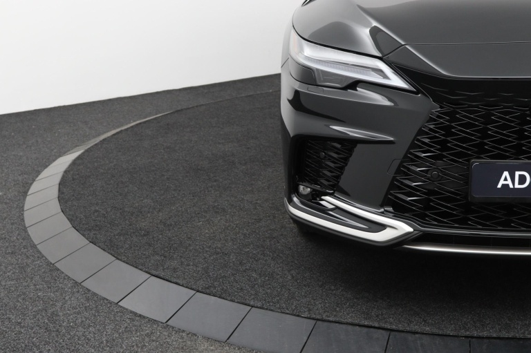 Lexus RX - 450h+ Plug-in Hybrid 35th Edition 37