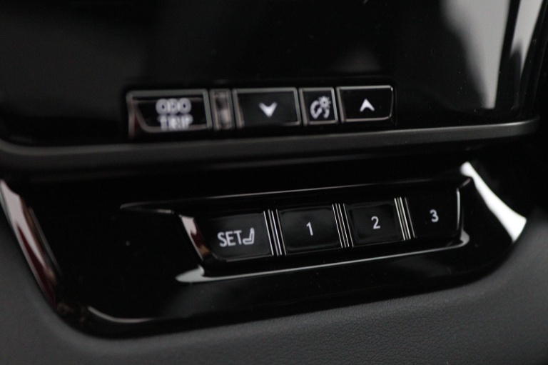 Lexus RX - 450h+ Plug-in Hybrid 35th Edition 48