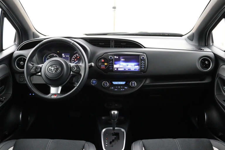 Toyota Yaris - 1.5 Hybrid GR-Sport 11