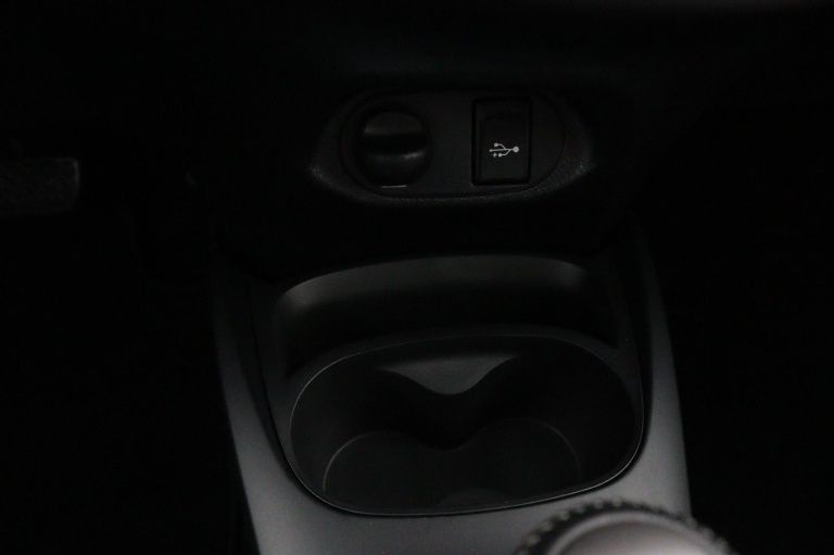 Toyota Yaris - 1.5 Hybrid GR-Sport 39