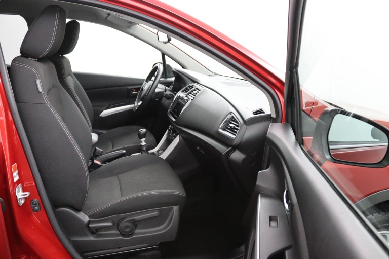 Suzuki S-Cross - 1.4 Boosterjet Select Smart Hybrid 10