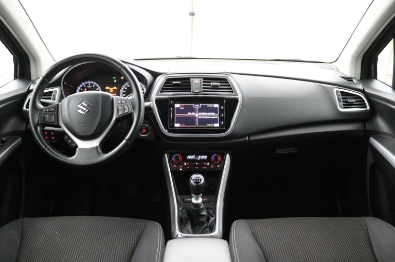 Suzuki S-Cross - 1.4 Boosterjet Select Smart Hybrid 11