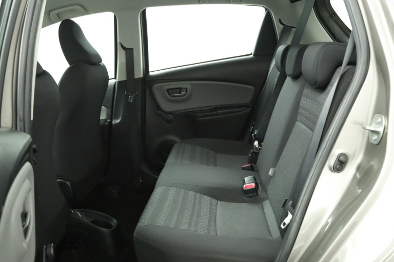 Toyota Yaris - 1.3 VVT-i Trend 17