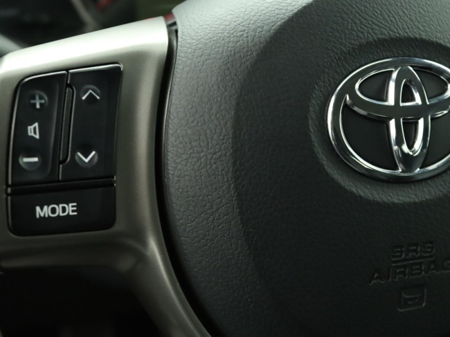 Toyota Yaris - 1.3 VVT-i Trend