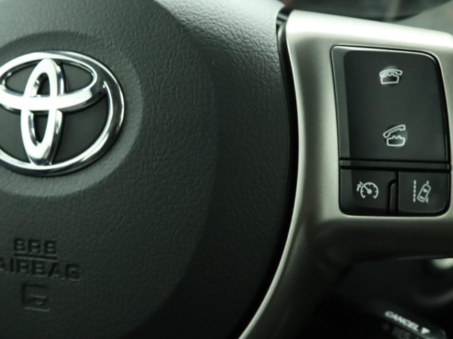 Toyota Yaris - 1.3 VVT-i Trend