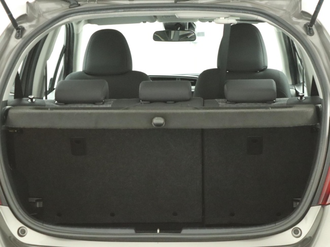 Toyota Yaris - 1.3 VVT-i Trend