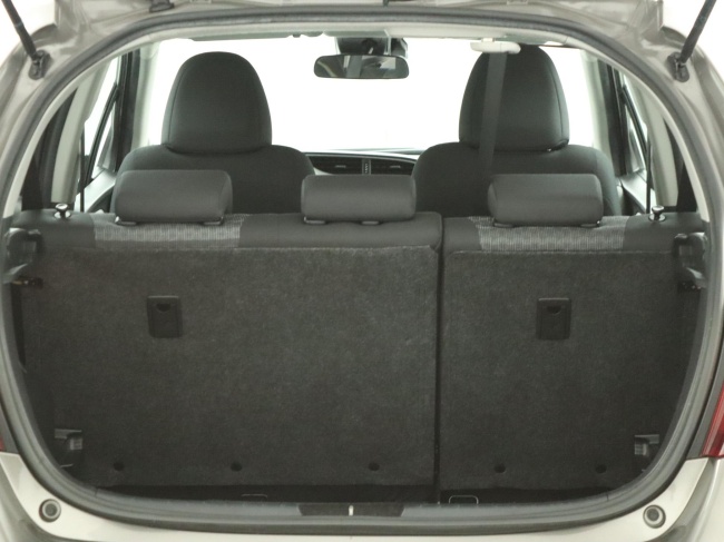 Toyota Yaris - 1.3 VVT-i Trend