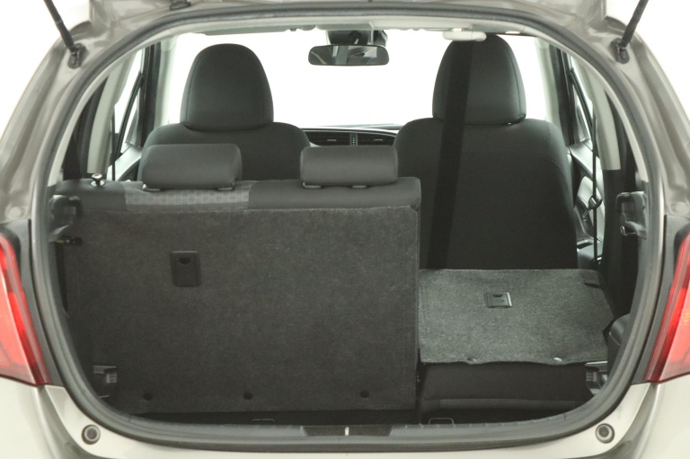 Toyota Yaris - 1.3 VVT-i Trend 24