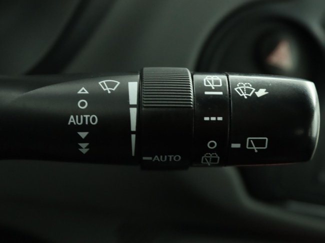 Toyota Yaris - 1.3 VVT-i Trend