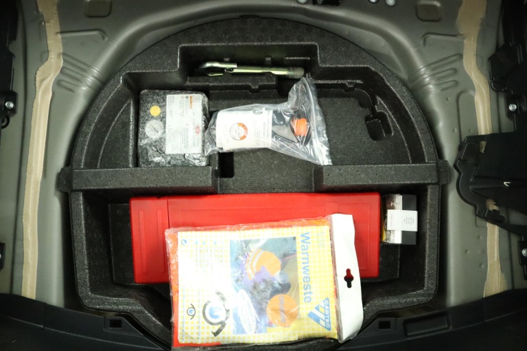 Toyota Yaris - 1.3 VVT-i Trend 33