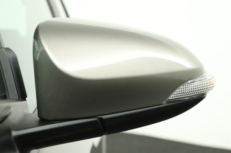 Toyota Yaris - 1.3 VVT-i Trend 36