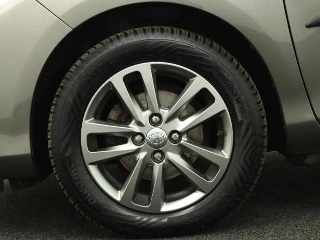 Toyota Yaris - 1.3 VVT-i Trend