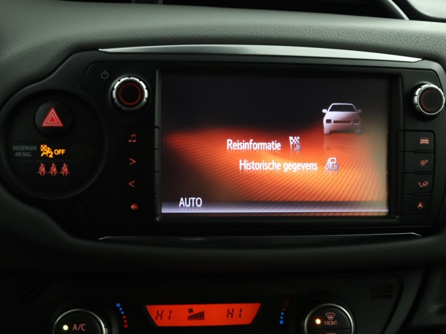 Toyota Yaris - 1.3 VVT-i Trend