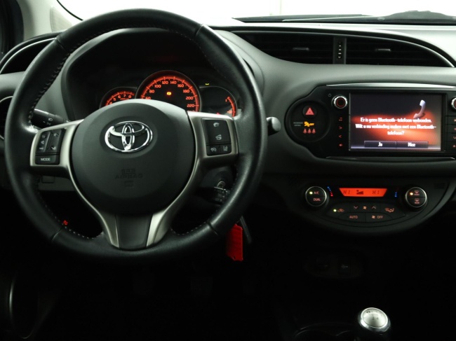 Toyota Yaris - 1.3 VVT-i Trend