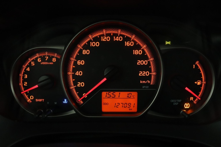 Toyota Yaris - 1.3 VVT-i Trend 6