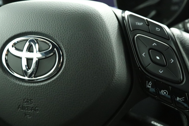 Toyota C-HR - 2.0 Hybrid First Edition 21