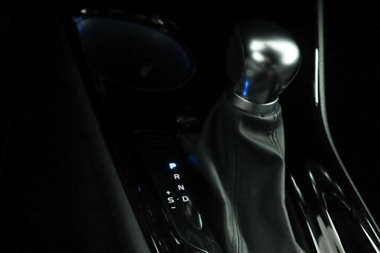 Toyota C-HR - 2.0 Hybrid First Edition 27