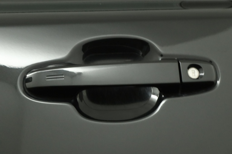 Toyota C-HR - 2.0 Hybrid First Edition 40