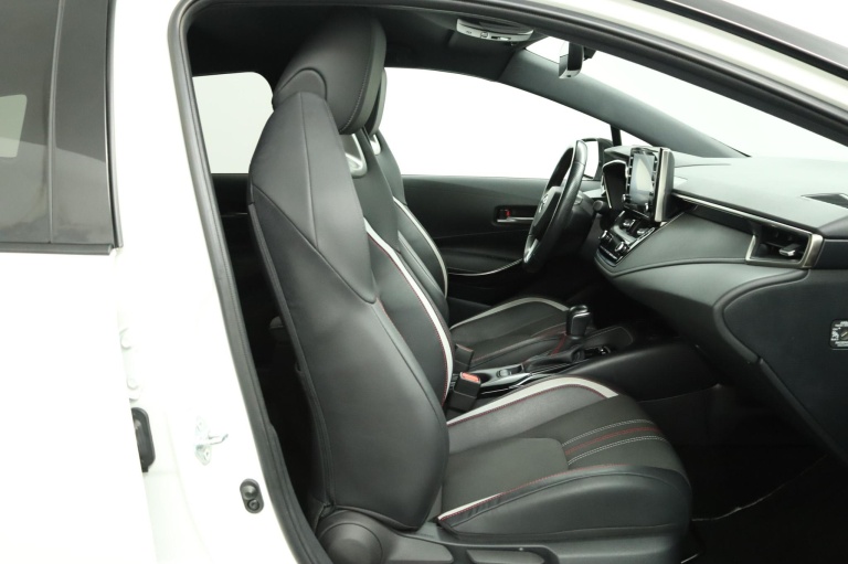 Toyota Corolla Touring Sports - 1.8 Hybrid GR-Sport 22