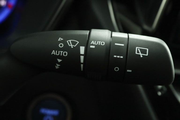 Toyota Corolla Touring Sports - 1.8 Hybrid GR-Sport 31