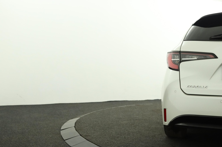 Toyota Corolla Touring Sports - 1.8 Hybrid GR-Sport 41