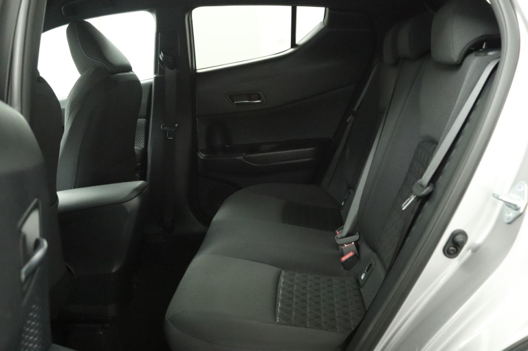 Toyota C-HR - 1.8 Hybrid Style 18